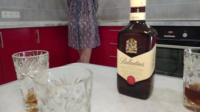 Sex mat enger gedronk Fra vun engem Frënd. Ech hoffen ech kréien hir net schwanger.